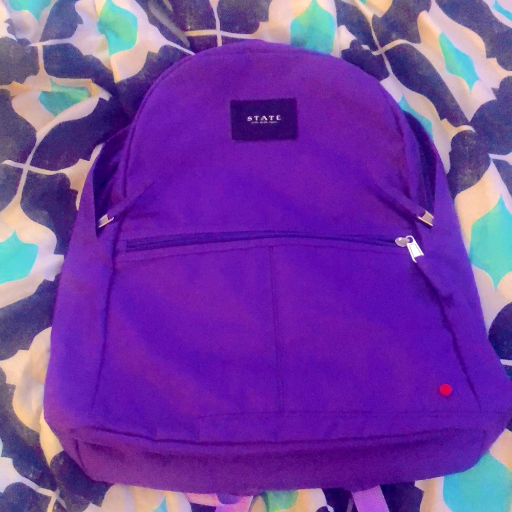 I am selling a backpack purple #STATE everything is clean thxforshopping with me